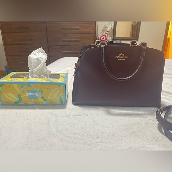 Coach Lillie Purple Burgundy Leather Purse Style L2011-91493 - Picture 5 of 5